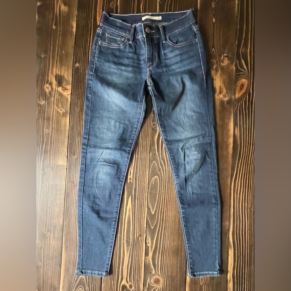 Levi’s 710 super skinny jeans